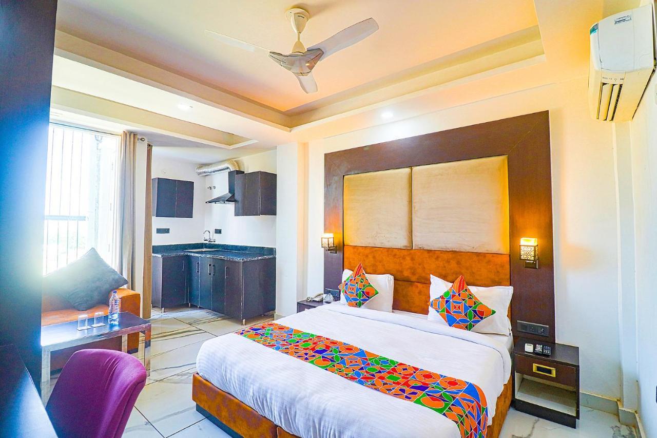 Fabhotel Kiara The Private Suites Gurgaon Exterior foto