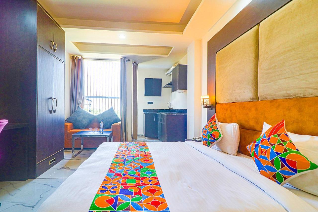 Fabhotel Kiara The Private Suites Gurgaon Exterior foto